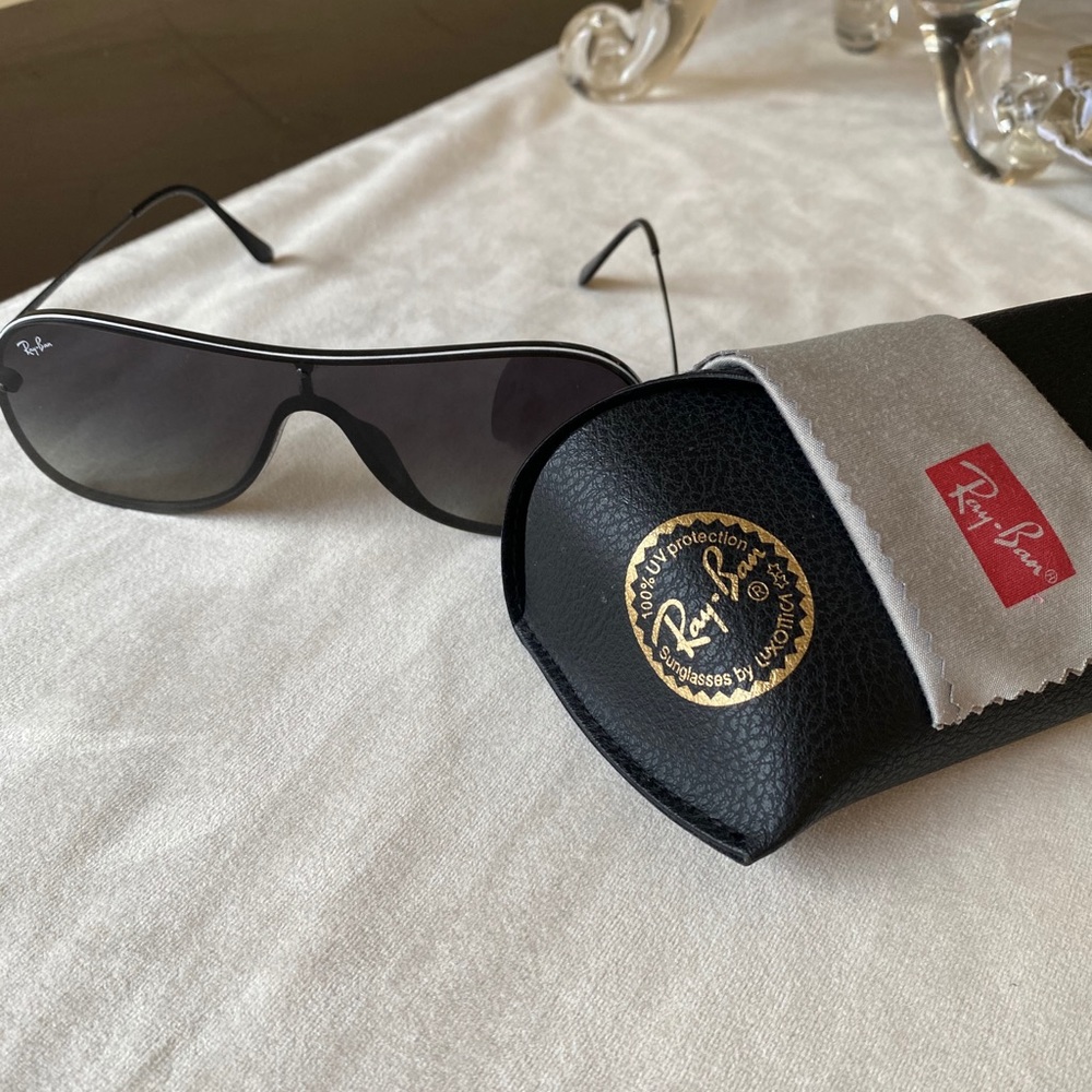 Men’s Ray Ban Sunglasses